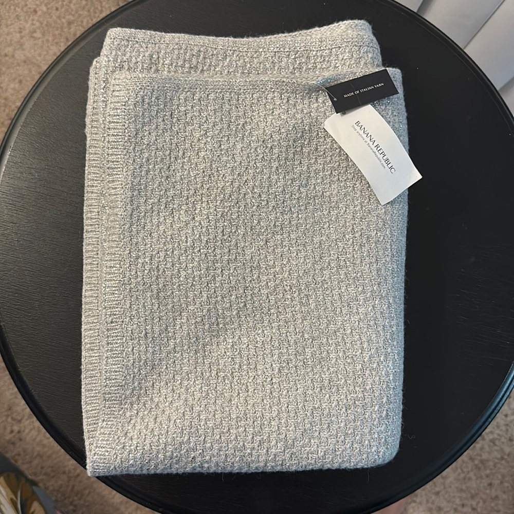 Banana Republic Grey Italian Yarn Pashmina